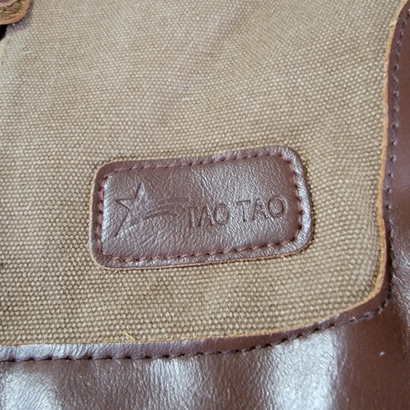 Tao Tao Tan/Brown Canvas Sling Bag/Crossbody - Picture 3 of 8